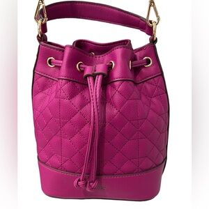 Crossbody - Women's Quilted Bucket Crossbody Bag - NWOT